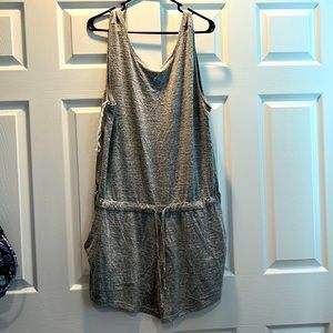 Gap Women’s XXL Marled Gray Romper